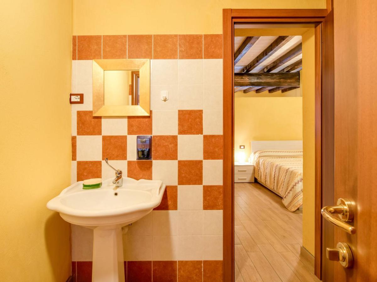 Beautiful Chalet With Swimming Pool In Lombardy Βίλα Marone Εξωτερικό φωτογραφία