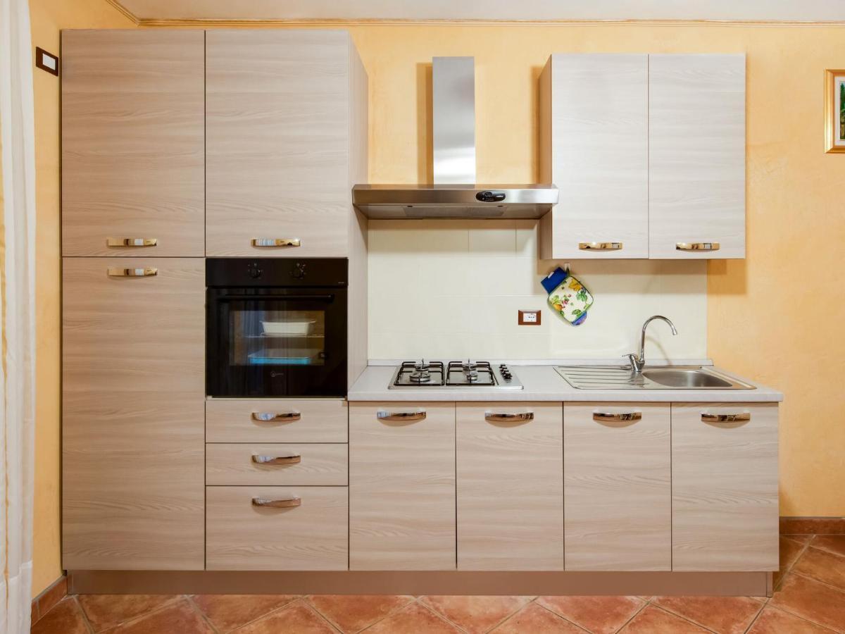 Beautiful Chalet With Swimming Pool In Lombardy Βίλα Marone Εξωτερικό φωτογραφία